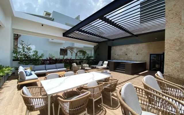 Modern Santo Domingo Apartment in Exclusive Naco Sector