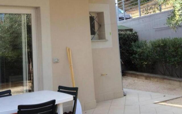 Villetta Federico climatizzata con giardino privato