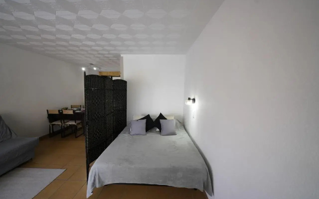 ACP27 STUDIO SITUÉ À SANTA MARGARITA SECTEUR Roses