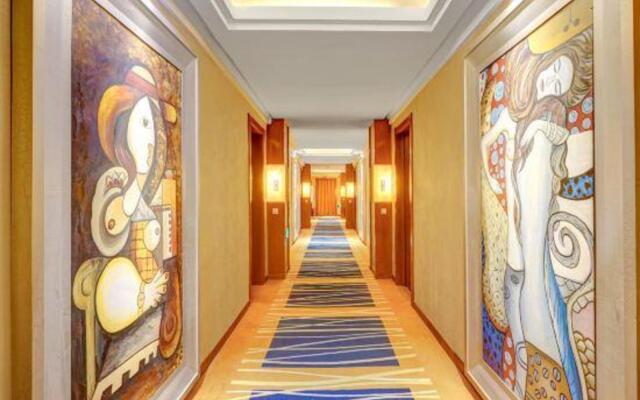 Jinbaoli Business Hotel