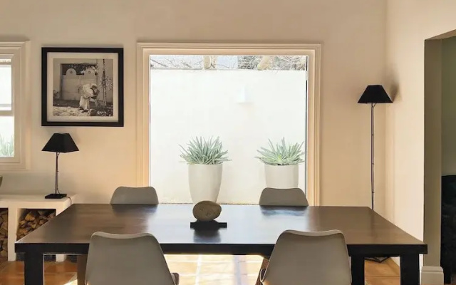 Kumbuk House