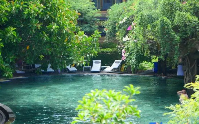 Putuoquan Hot Spring Resort