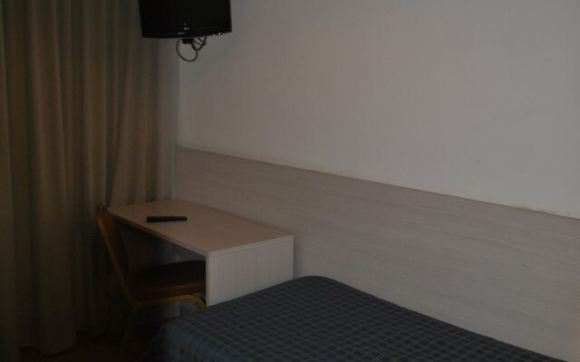 Auto Park Hotel