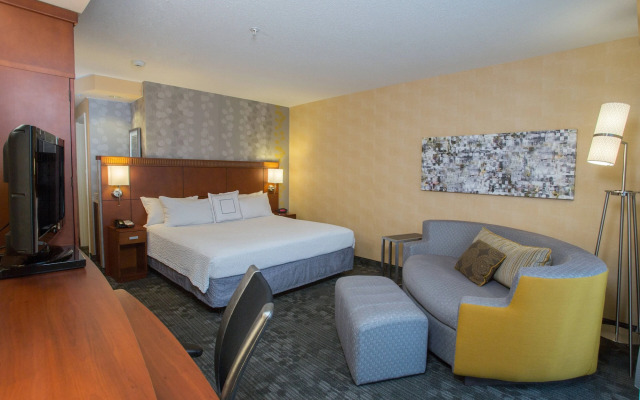 Courtyard Boston Raynham