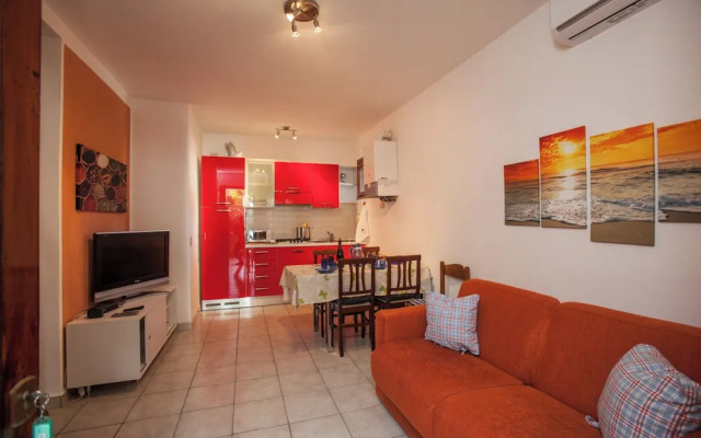 Charming 2-room Apartment in a Peaceful Residential Area