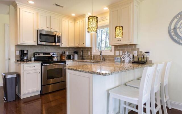 Southern Charm by Oak Island Accommodations