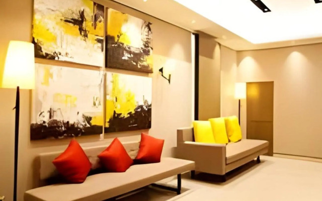 Homeinn Plus Hotel (Nanjing Xinjiekou)