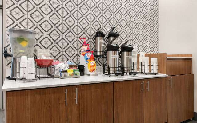 La Quinta Inn & Suites by Wyndham Belton - Temple South