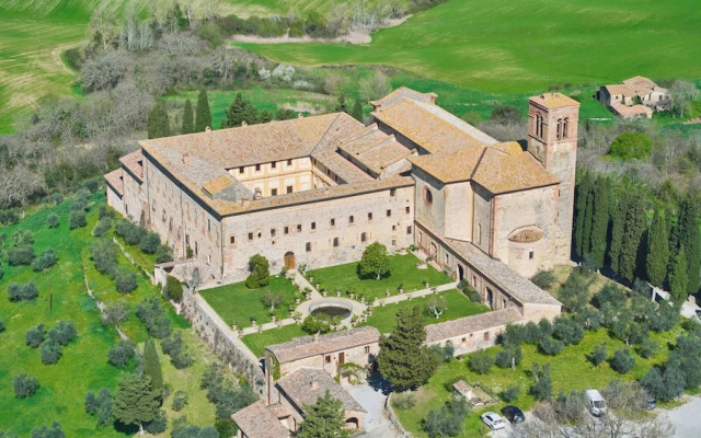 Sant'Anna in Camprena Agriturismo