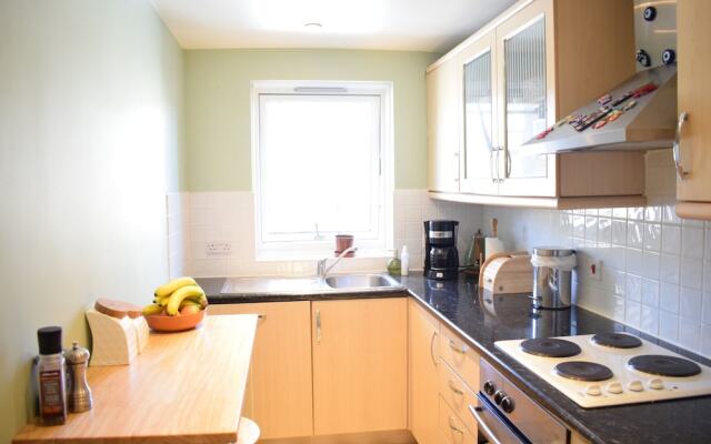 2 Bedroom Apartment In Chelsea