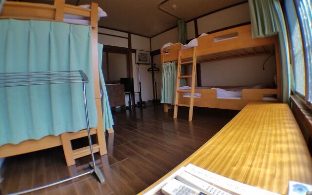 Guesthouse KYOTO COMPASS - Hostel