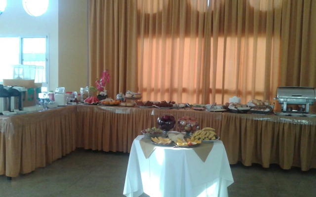 Fragata hotel guarapari