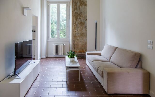 EE Florence Luxury Apartments