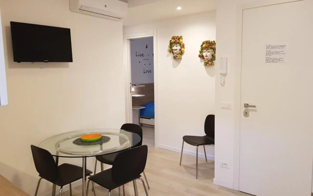 Lo Duca Apartments