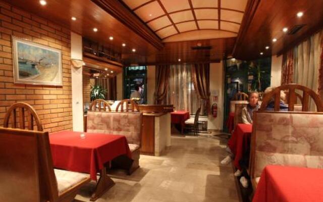 Hotel MB
