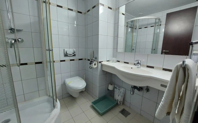 Hotel Rapsodia City Center