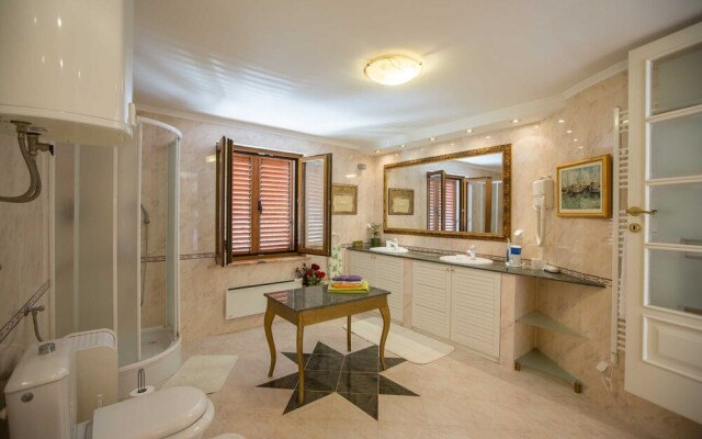 Holiday Home Lapad Beach Royal