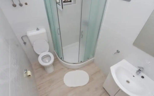 Cozy Seaview Retreat A & M Apartments