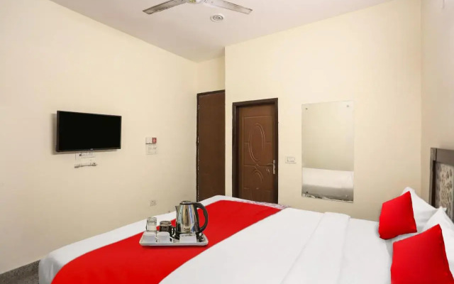 Oyo Flagship 702599 Hotel Amira Residency