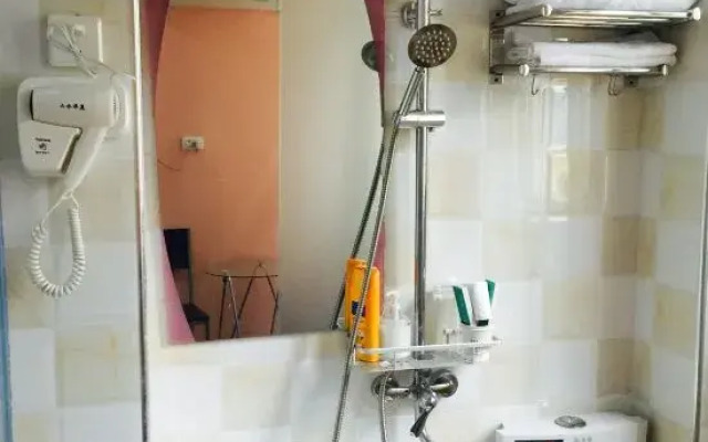 Shanshui Huating Homestay