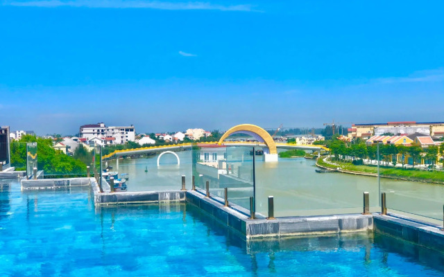 Little Riverside. A Luxury Hotel & Spa