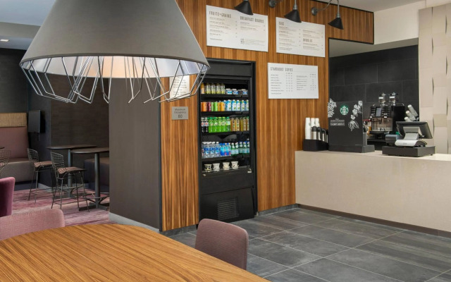 Courtyard by Marriott Portland East