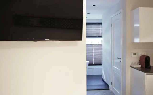 Modern Studio in a Central Location