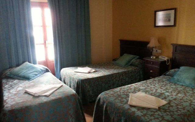 Hotel Almona