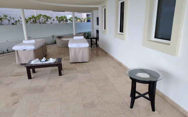 Beach front-Ocean View Studio -Hotel Sunset Fishermen condo 344/C