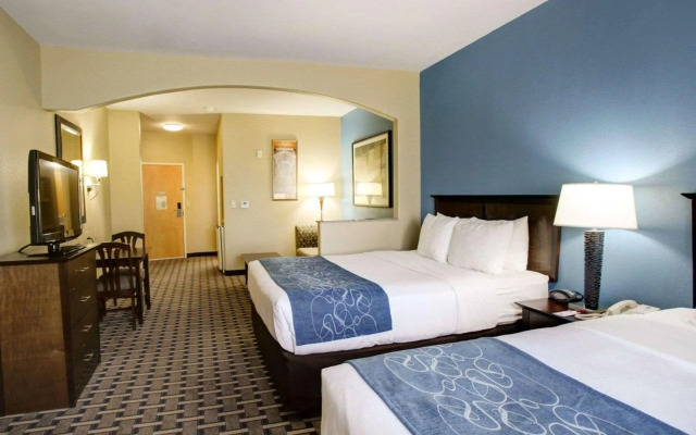 Comfort Suites