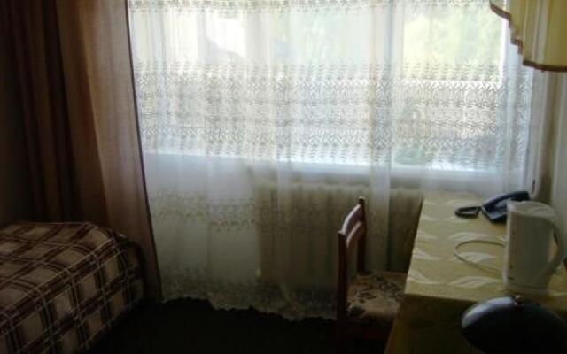 Hotel Profspilkovyi