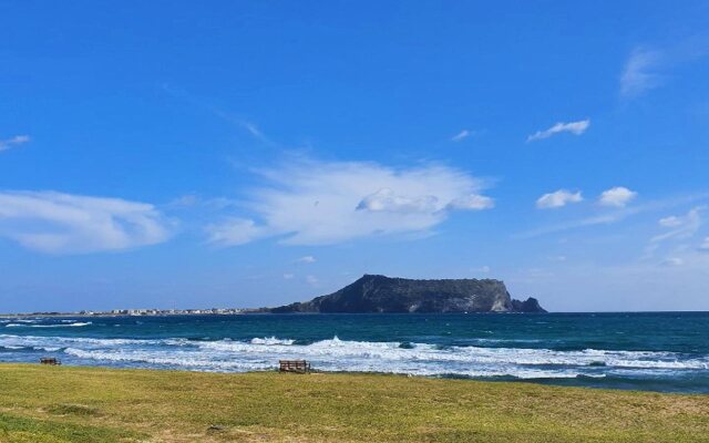 Phoenix Island Ocean Star Resort