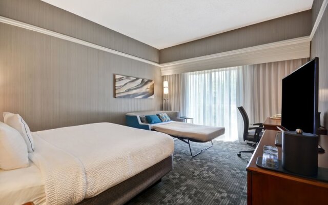 Courtyard Springfield