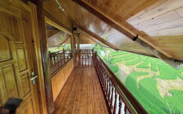 Bees Homestay Sapa & Trekking