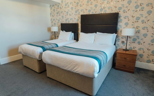 Queens Hotel