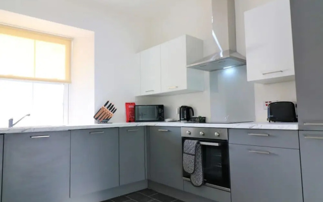 No 9 Bonnet Apartments - 3 Bed