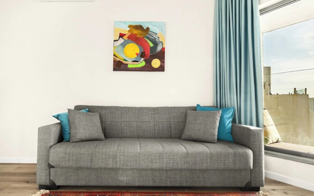 Netanya Beach Pool Studio by Sea N' Rent