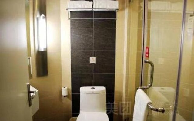 Ibis Jinzhou Yunfei Street