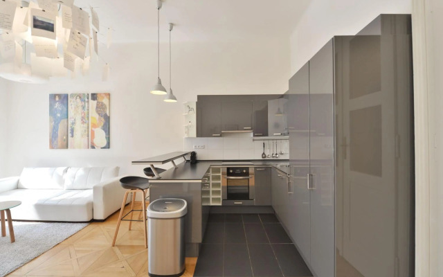 Kafka's Head Apartment