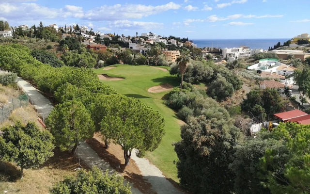 Golf Fields Apt, Seaview, Pool, Free Parking