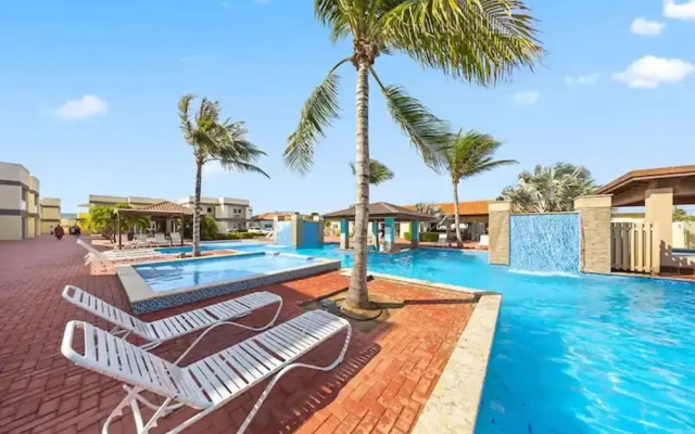 Lovely 1br1ba Condo Walk to Beach Pool BBQ