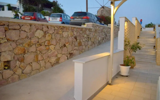 Ostria Hotel