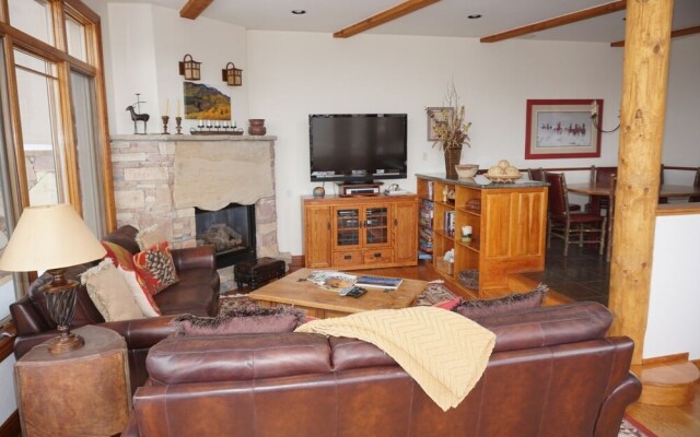 Pine Meadows 124 4 Bedroom Townhouse