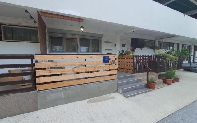 Aparman Jež 3 De Lux