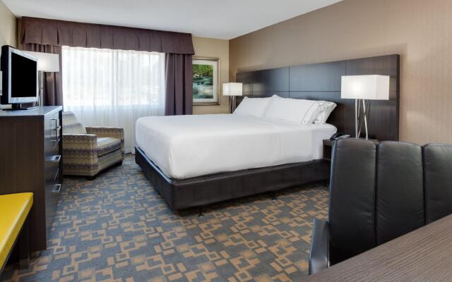 Holiday Inn Express & Suites Fredericton, an IHG Hotel