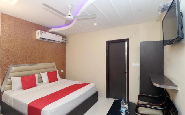 OYO 4849 Hotel Staywell