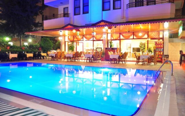 Amber Rose Apart Hotel