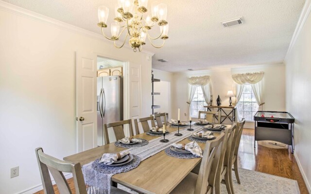 Pet-friendly Houston Rental w/ Private Patio!