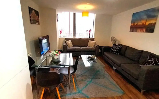 Broad St - 1 Bedroom - 1 Bathroom - Free Parking