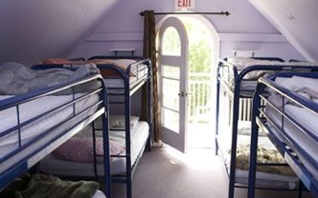 Ottawa Backpackers Inn